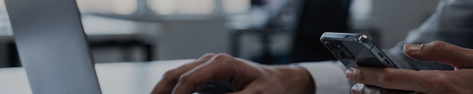 Contact banner